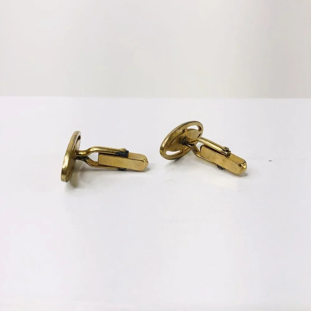 Swank Mens Fashion Cufflinks Oval Gold Quiet Luxury Old Money Career Business